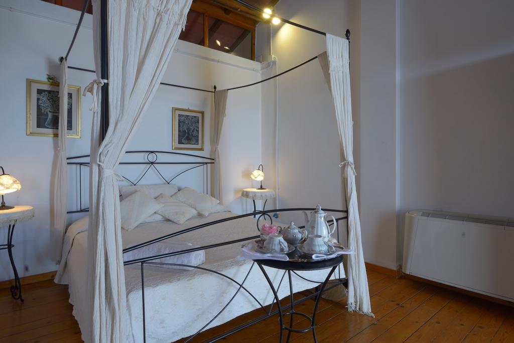 Agriturismo Borgo Del Papa Badia  Ngoại thất bức ảnh