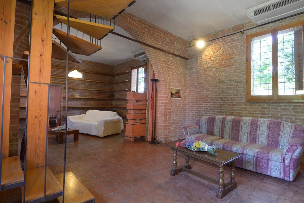 Agriturismo Borgo Del Papa Badia  Ngoại thất bức ảnh