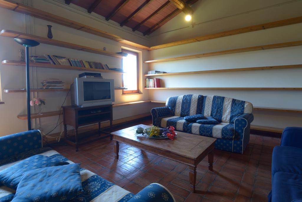 Agriturismo Borgo Del Papa Badia  Ngoại thất bức ảnh