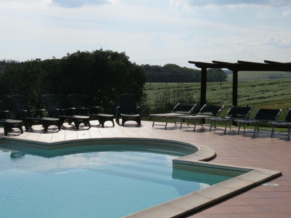 Agriturismo Borgo Del Papa Badia  Ngoại thất bức ảnh